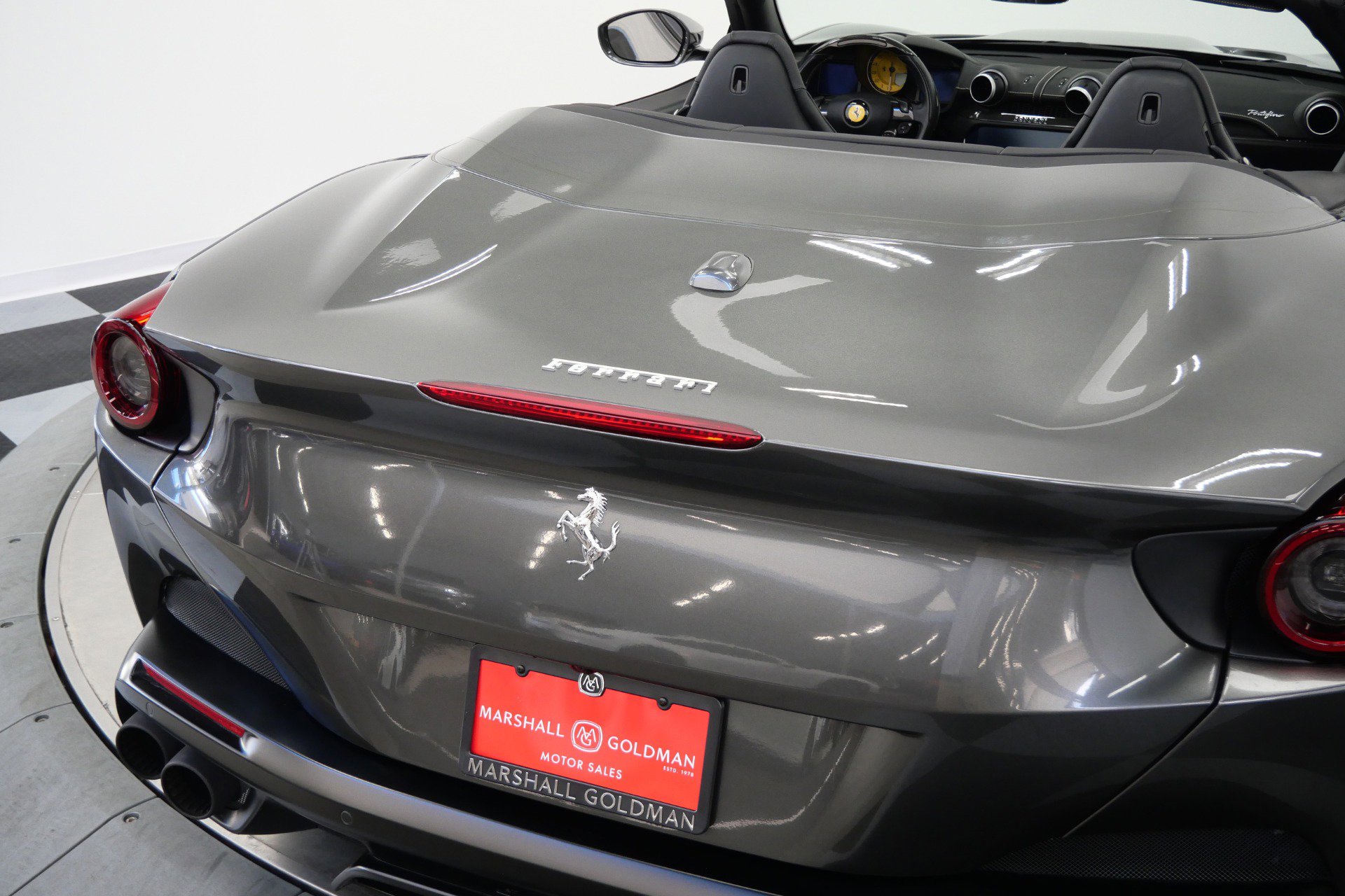 Used 2019 Ferrari Portofino RWD image 44