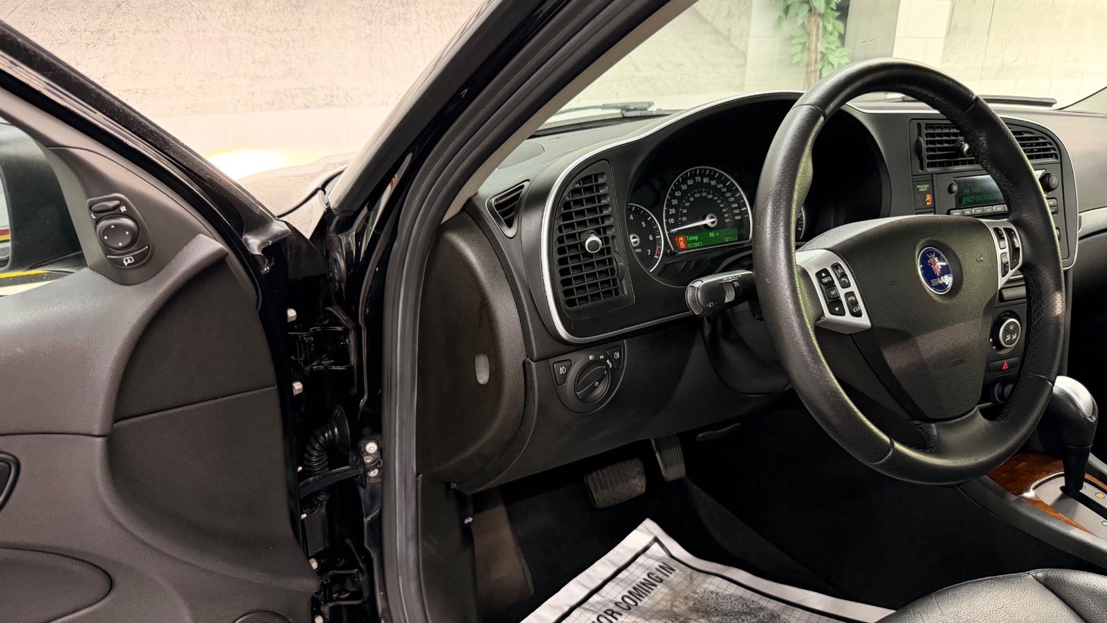 Used 2008 Saab 9-3 2.0T w/ Premium Package FWD image 33
