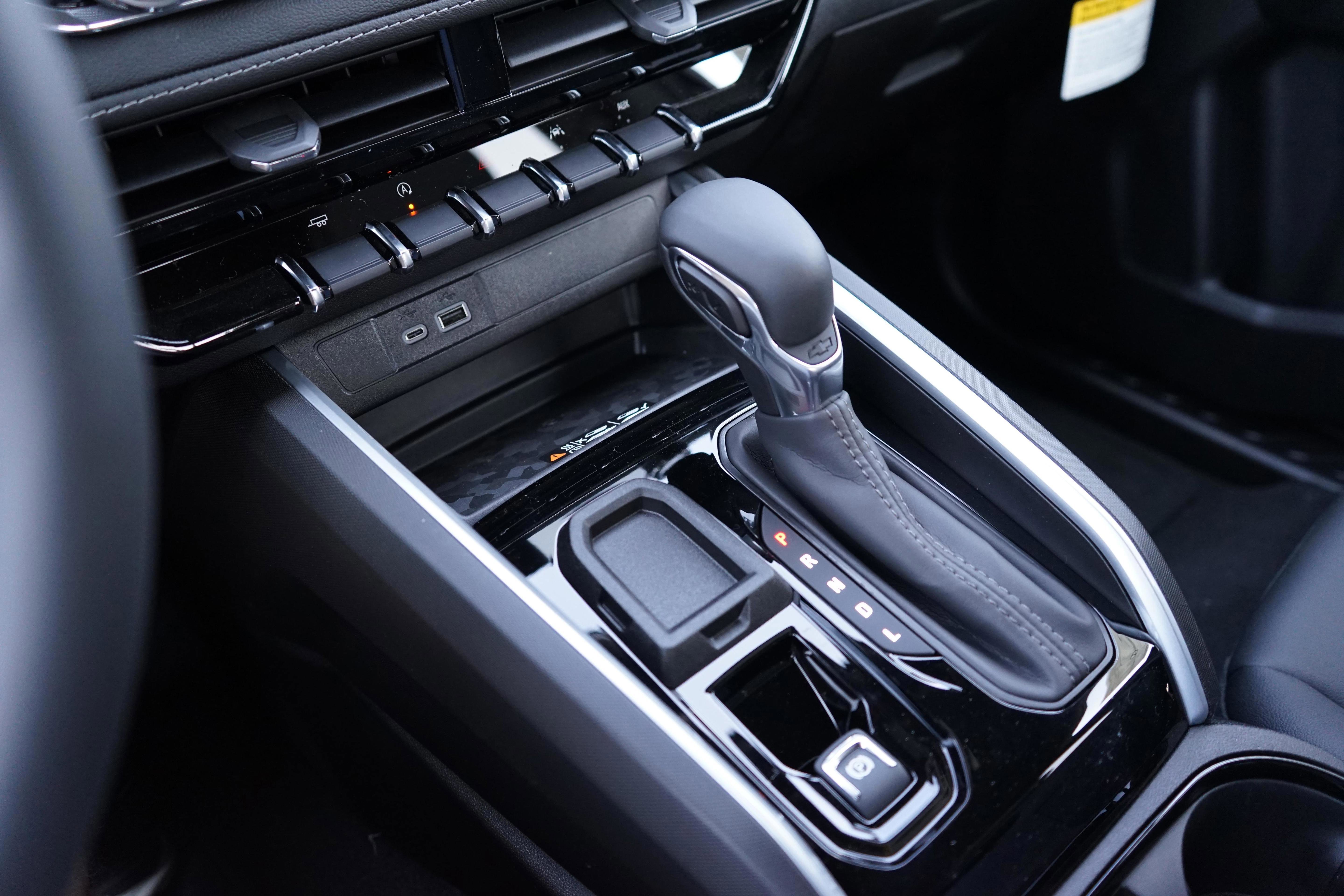 New 2025 Chevrolet Colorado LT w/ LT Convenience Package image 17