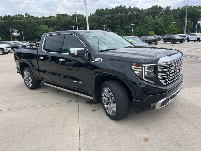 Used 2024 GMC Sierra 1500 Denali AWD/4WD image 12