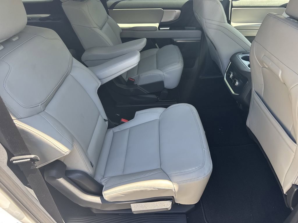 New 2026 Ford Expedition Max Active AWD/4WD image 15