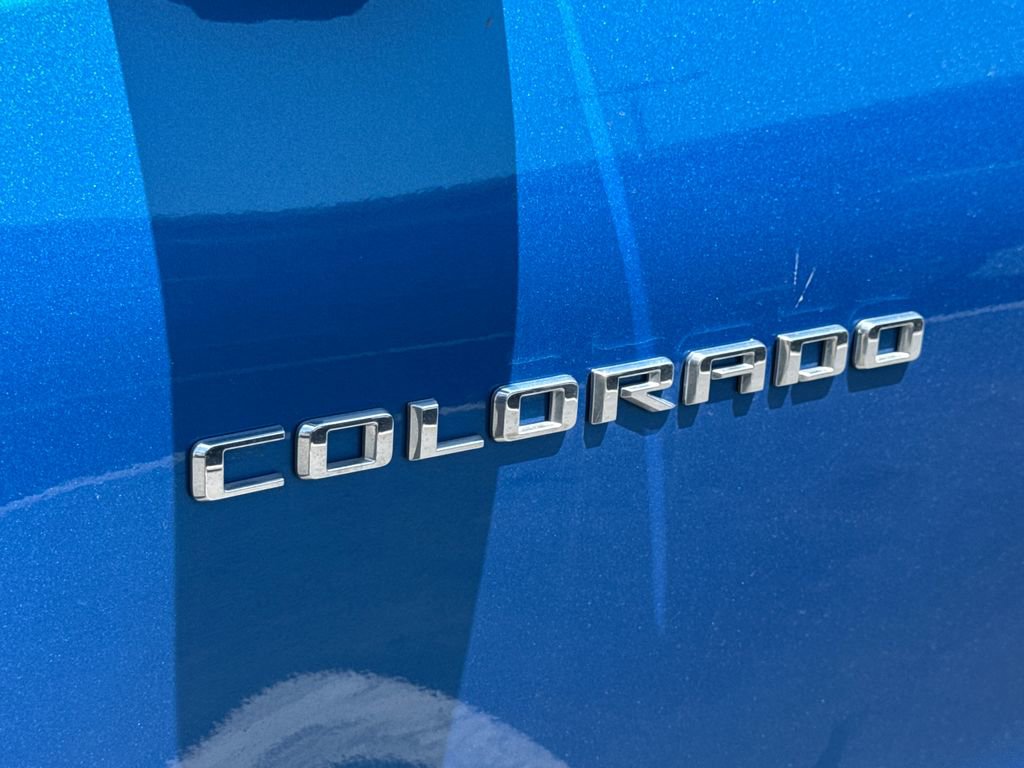 Used 2023 Chevrolet Colorado Trail Boss w/ Technology Package AWD/4WD image 6