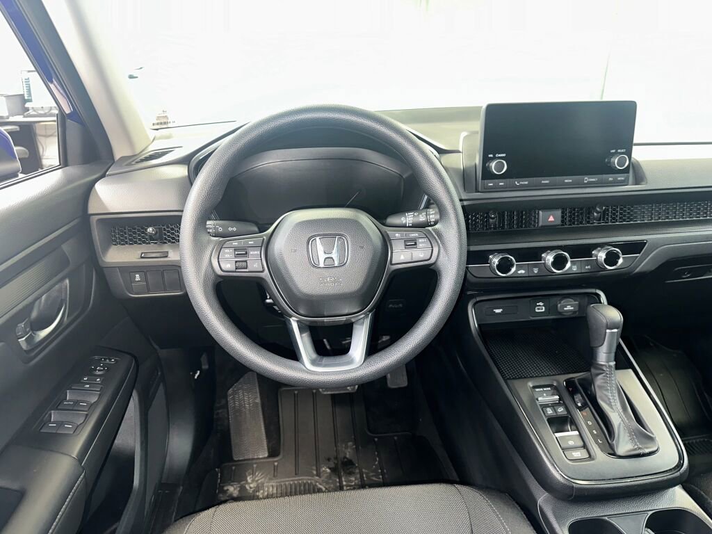 Used 2025 Honda CR-V LX image 2
