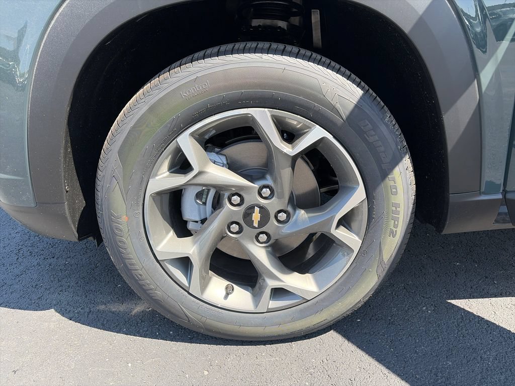New 2026 Chevrolet Trax LT FWD image 23