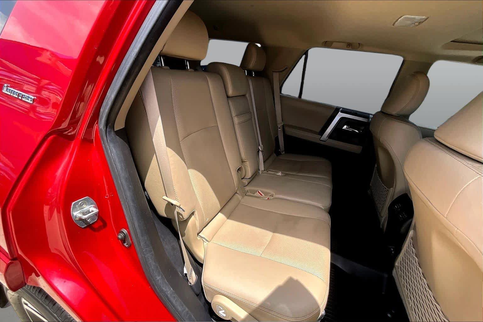 Used 2023 Toyota 4Runner Limited AWD/4WD image 19