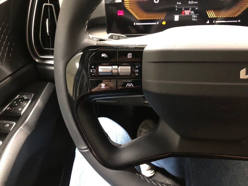 New 2026 Kia Sorento EX image 23