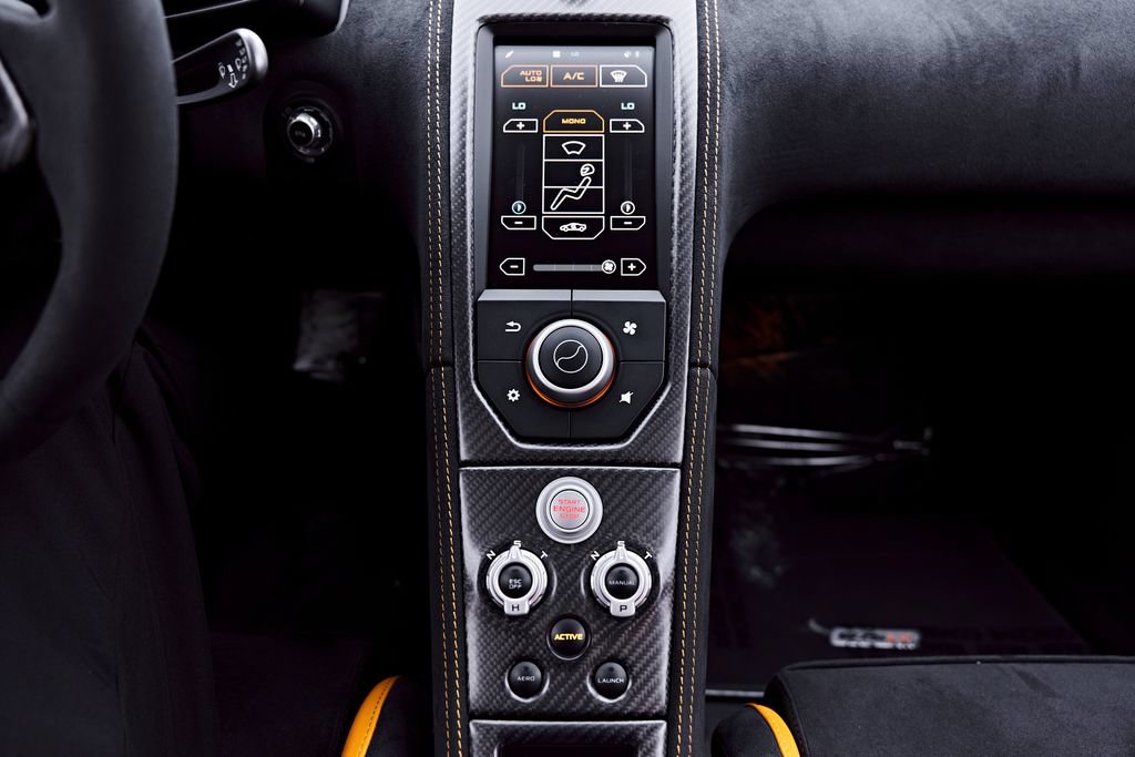 Used 2016 McLaren 675LT Coupe RWD image 91