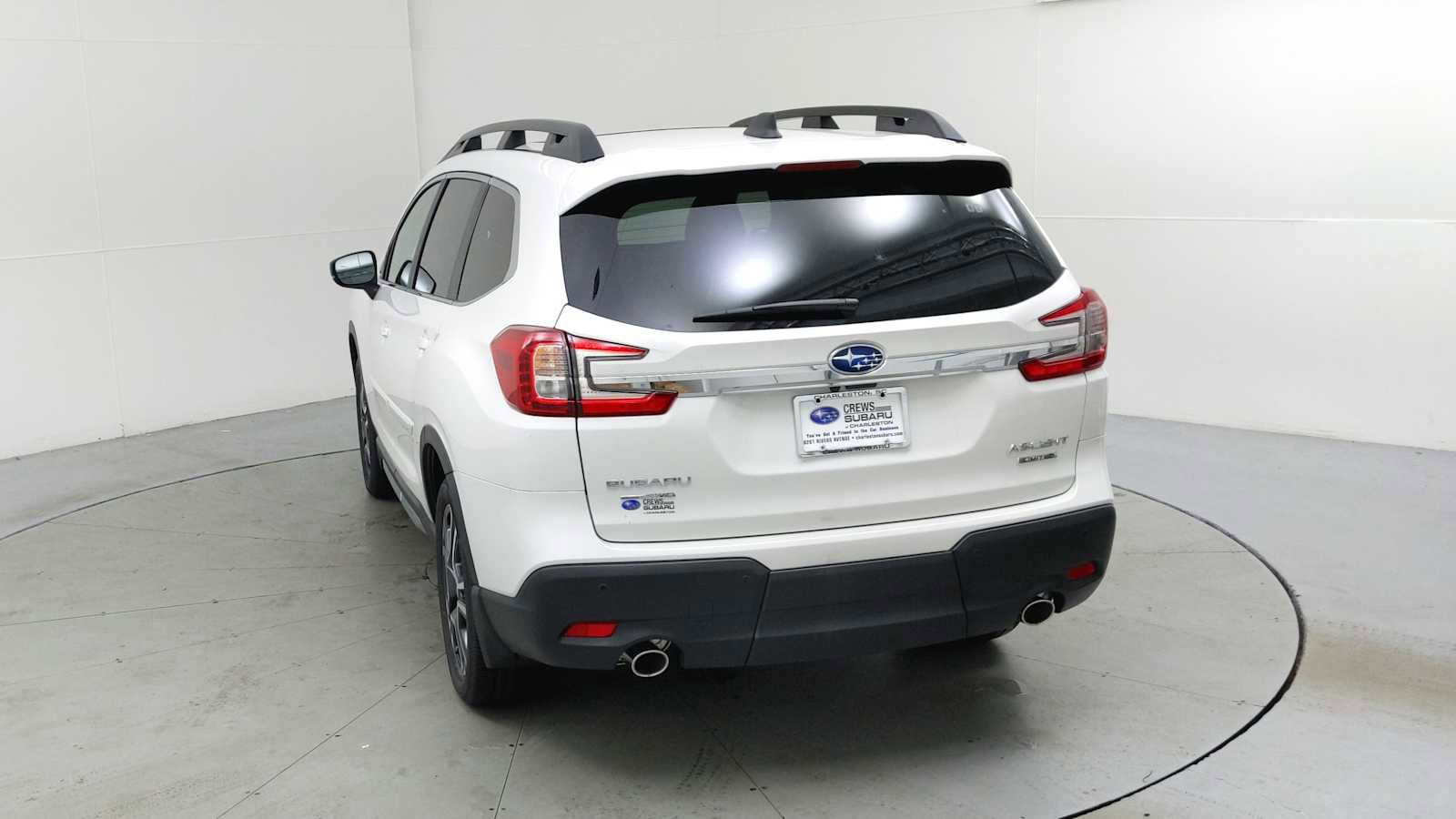 New 2025 Subaru Ascent Limited image 8
