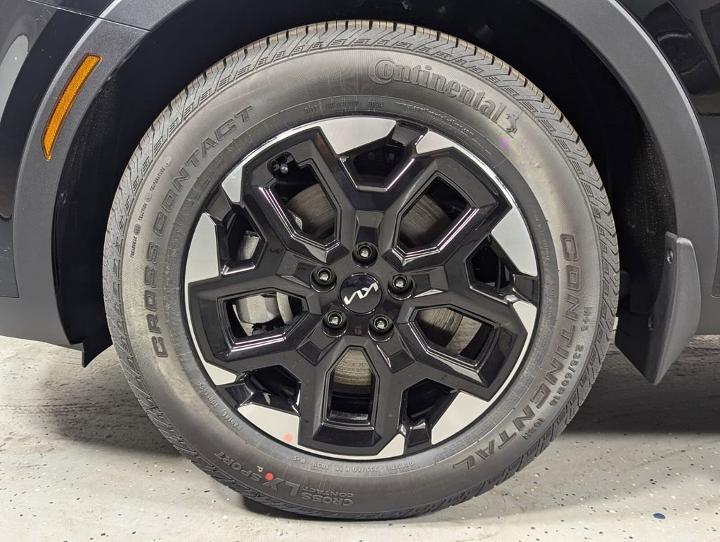 New 2025 Kia Sorento S w/ Panoramic Sunroof Package image 9