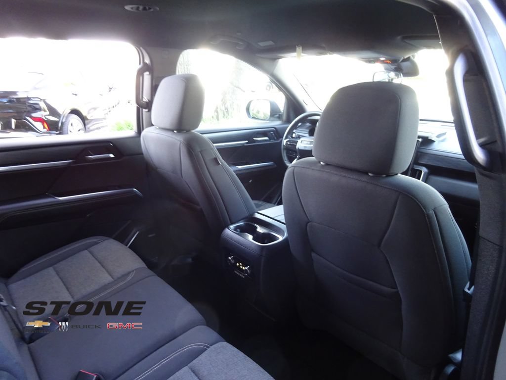 Certified 2025 GMC Acadia Elevation FWD image 20