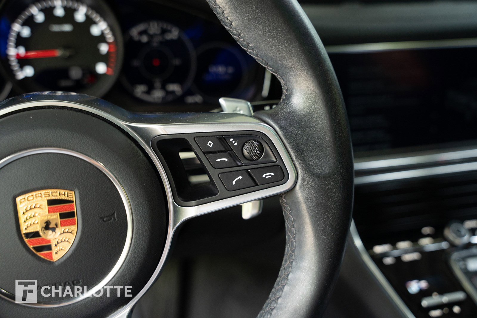 Used 2020 Porsche Panamera 4 image 22