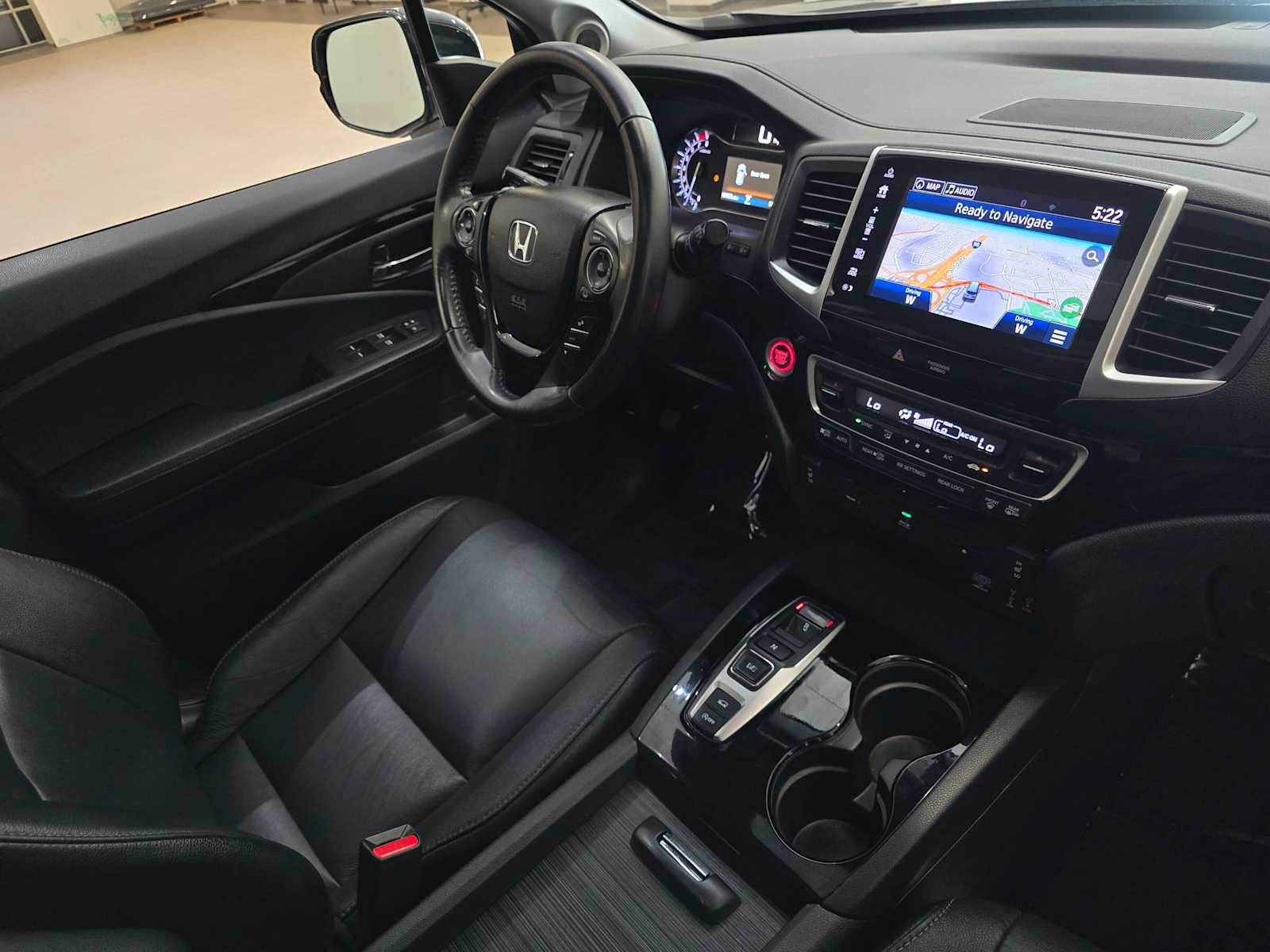 Used 2017 Honda Pilot Touring image 31