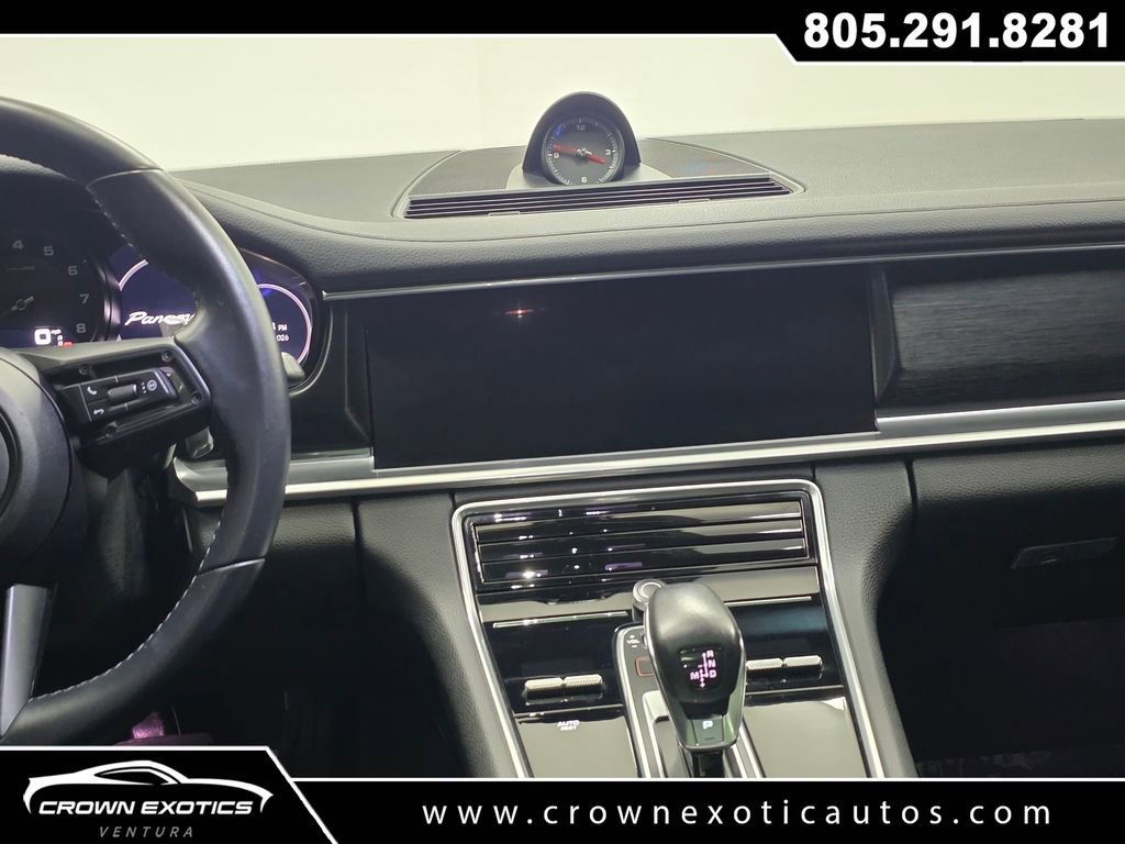 Used 2023 Porsche Panamera Platinum Edition image 18