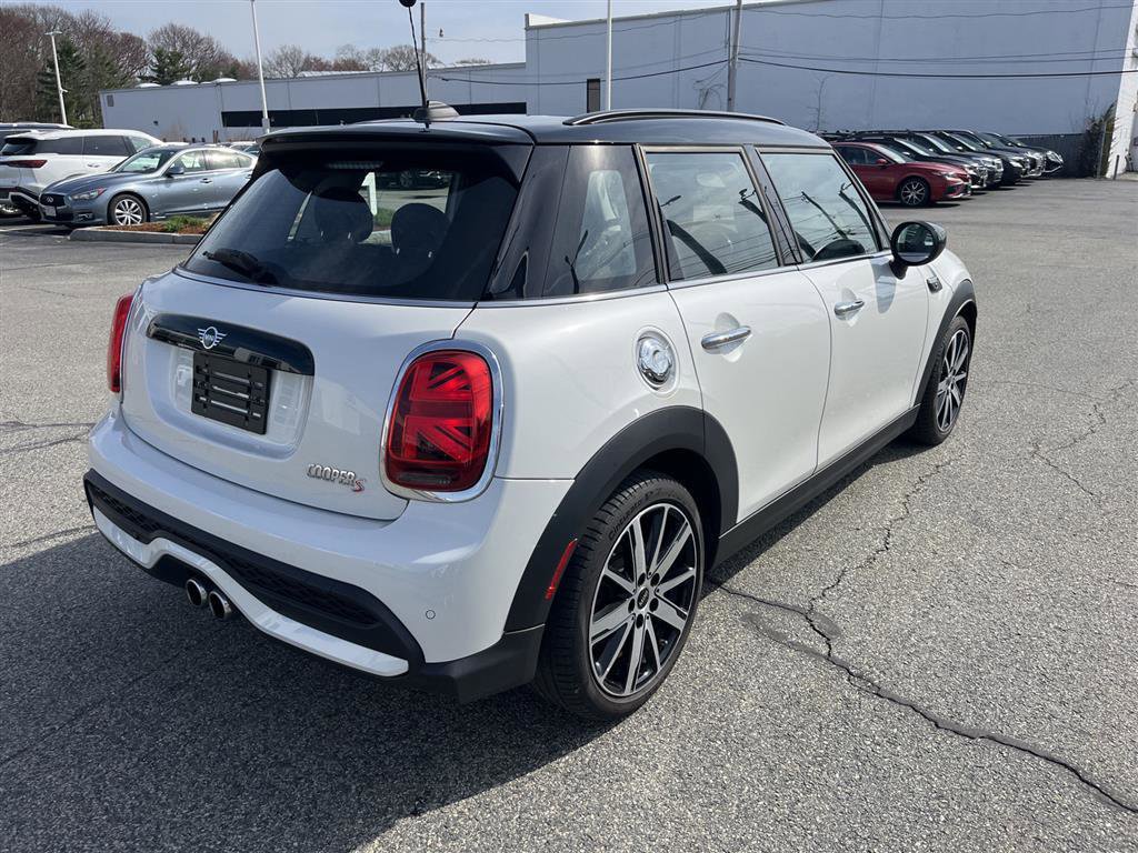 Used 2024 MINI Cooper S image 3