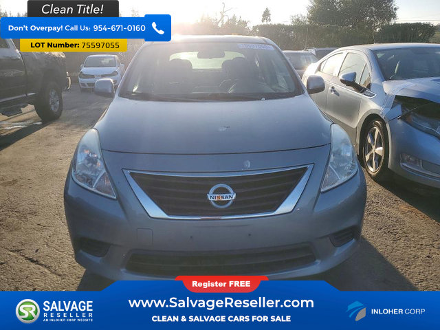 Used 2014 Nissan Versa SV FWD image 7