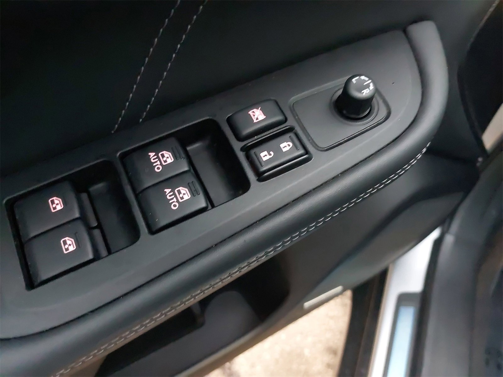 Used 2018 Subaru Outback 2.5i Limited image 28