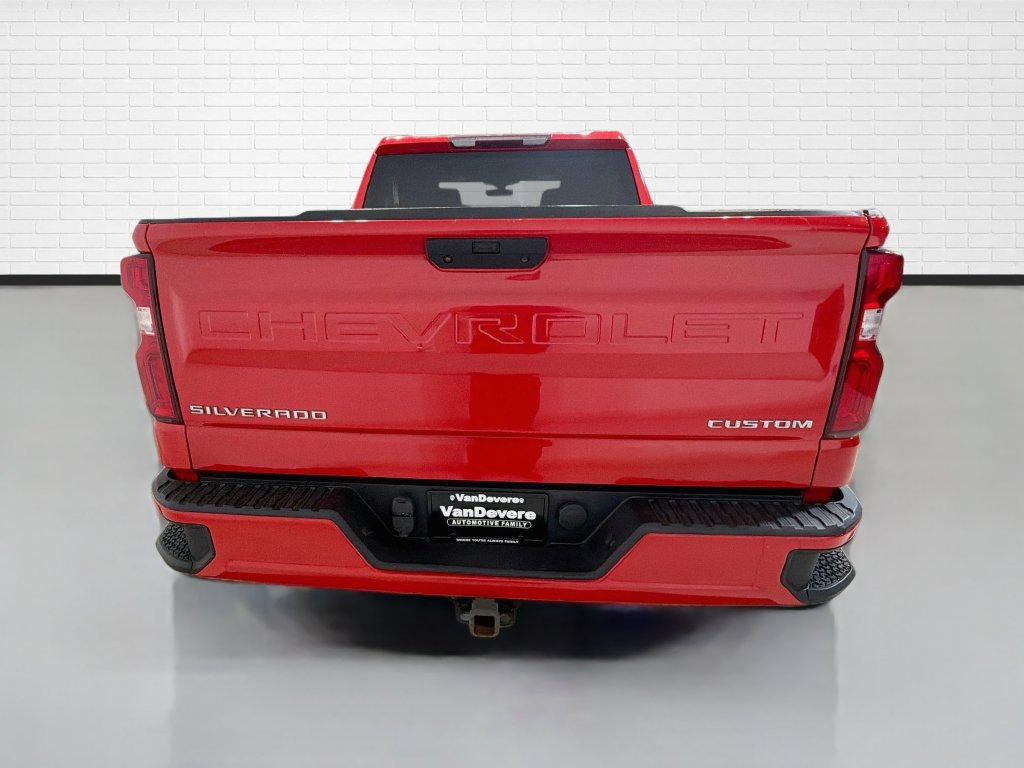 Used 2019 Chevrolet Silverado 1500 Custom w/ Custom Convenience Package AWD/4WD image 6