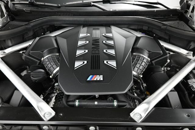 Used 2025 BMW X7 M60i AWD/4WD image 31