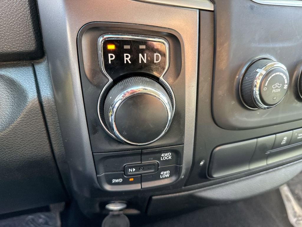 Used 2021 RAM 1500 Classic SLT image 19