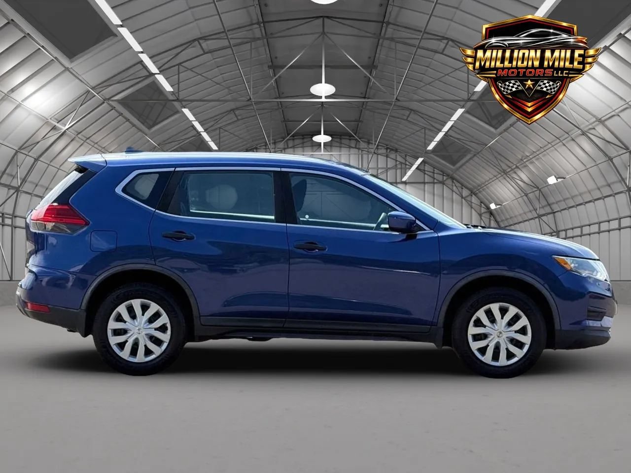 Used 2017 Nissan Rogue S AWD/4WD image 7