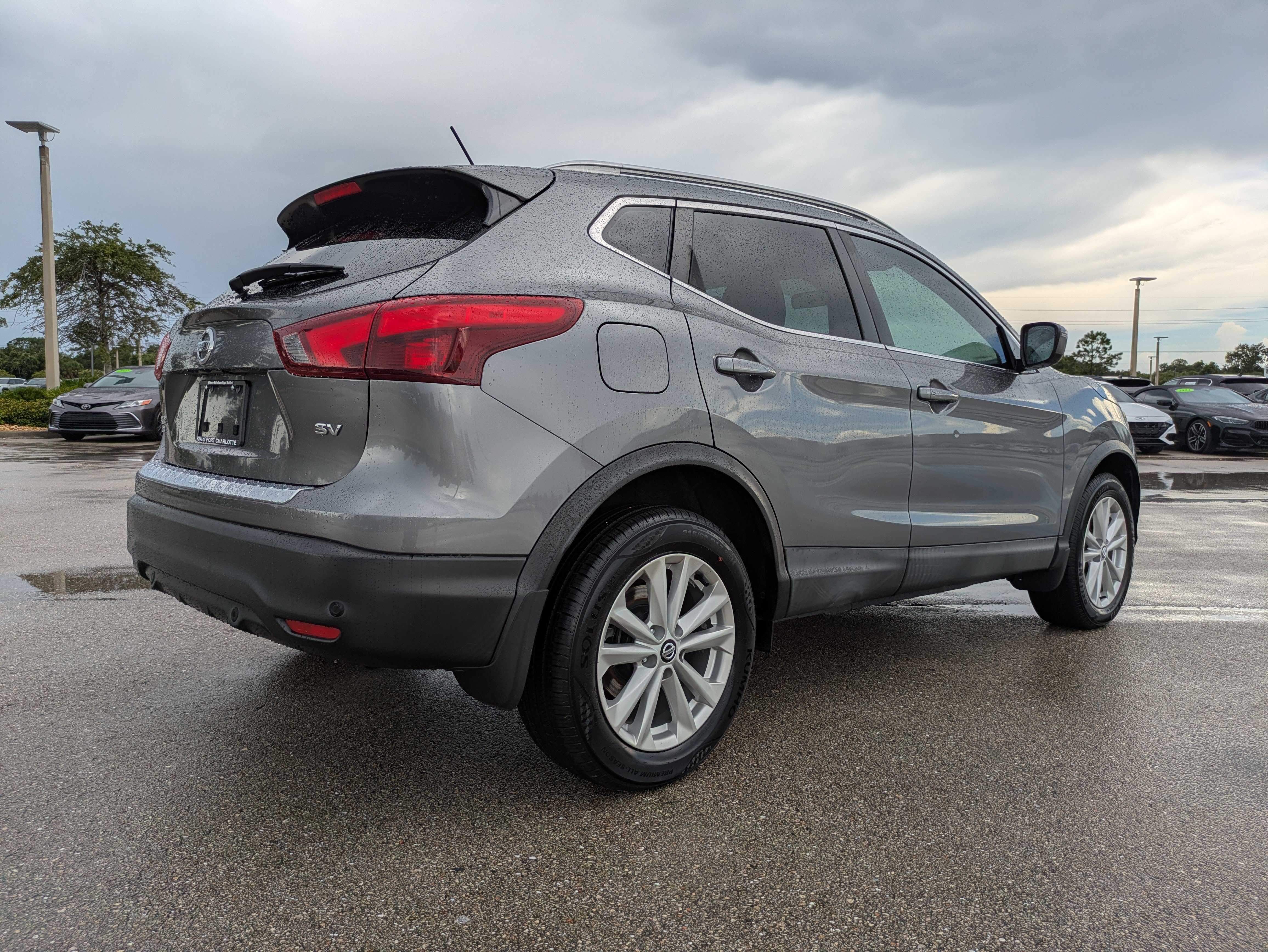 Used 2019 Nissan Rogue Sport SV FWD image 4