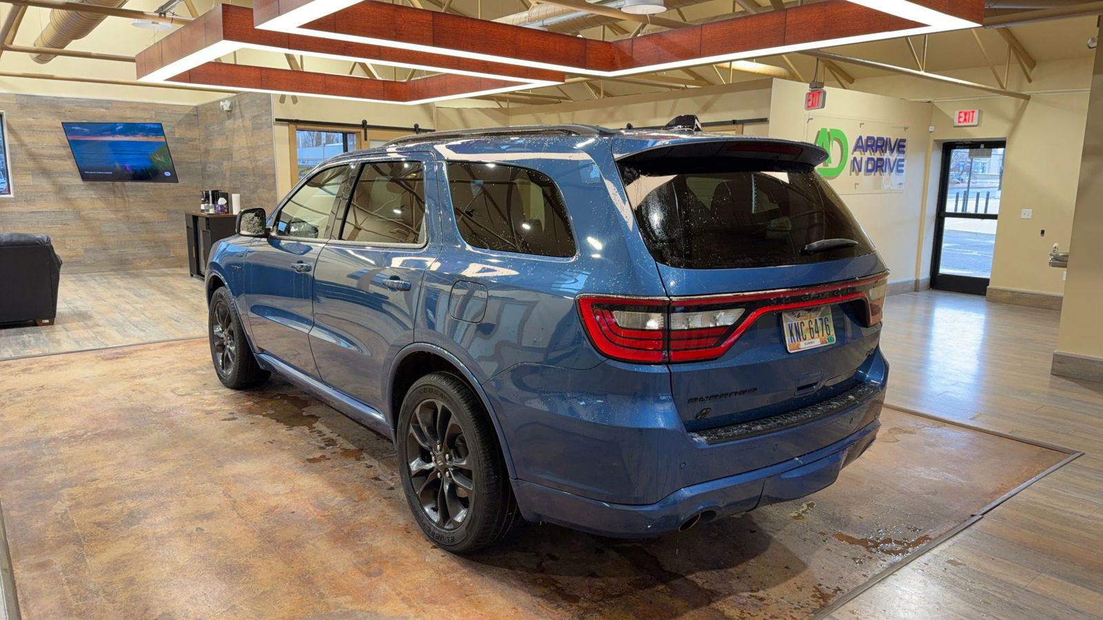 Used 2023 Dodge Durango R/T w/ Blacktop Package image 5