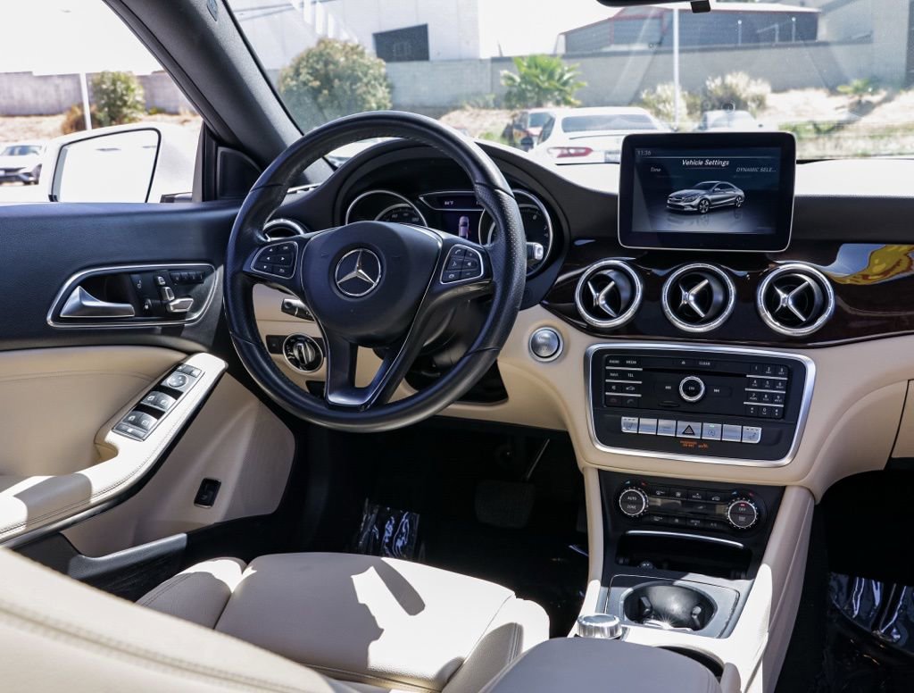 Used 2018 Mercedes-Benz CLA 250 image 23