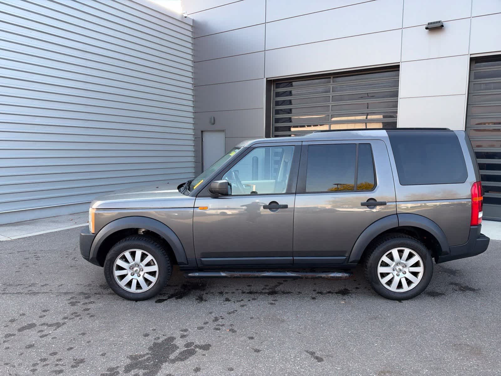 Used 2006 Land Rover LR3 SE AWD/4WD image 2