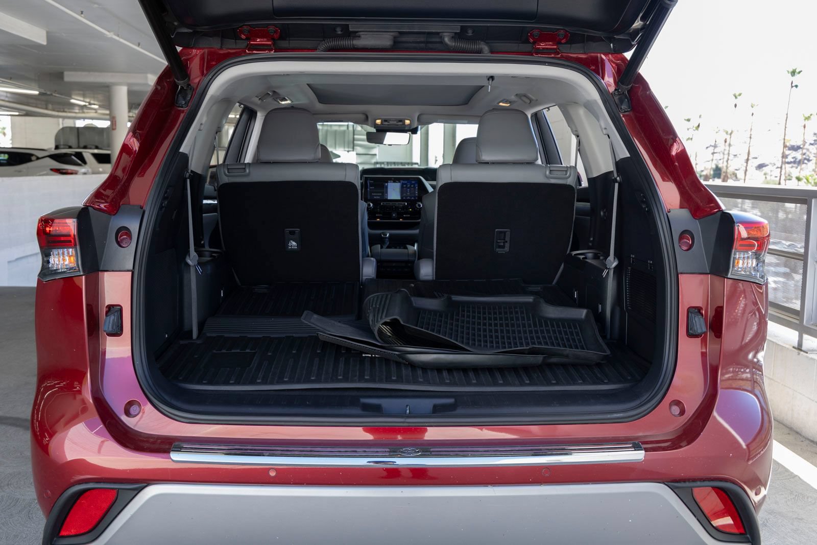 Used 2020 Toyota Highlander Platinum AWD/4WD image 22
