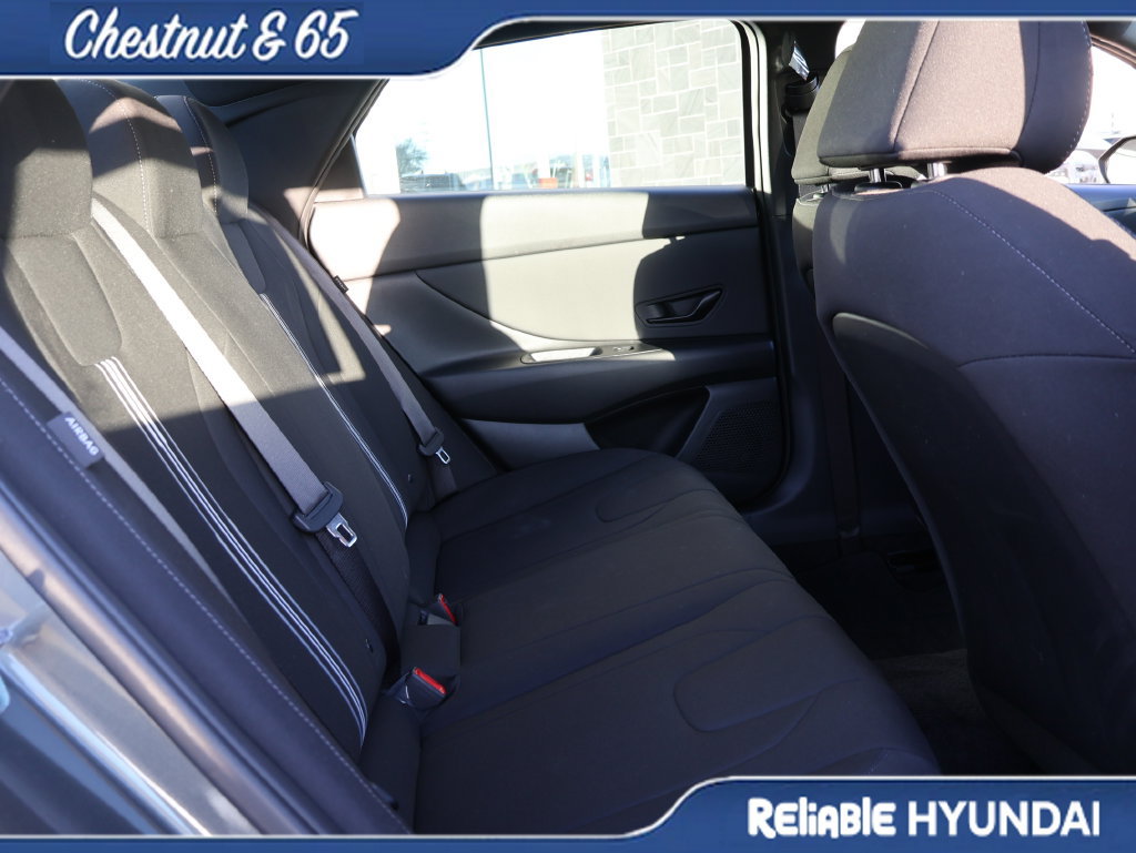 Certified 2025 Hyundai Elantra Sport FWD image 12