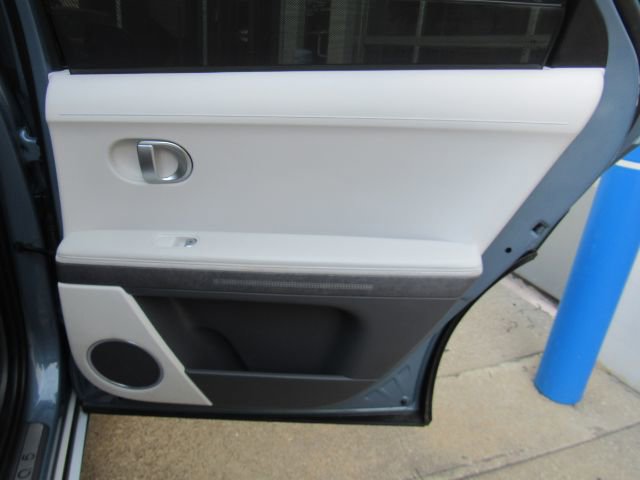 Used 2023 Hyundai Ioniq 5 Limited image 24