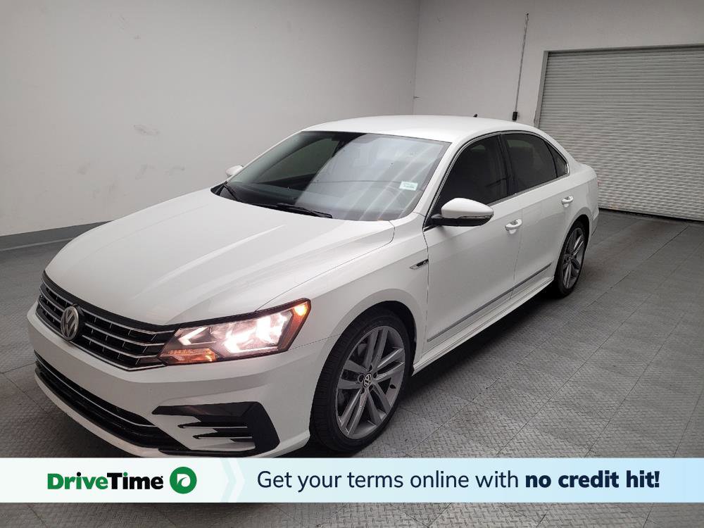 Used 2017 Volkswagen Passat 1.8T R-Line image 1