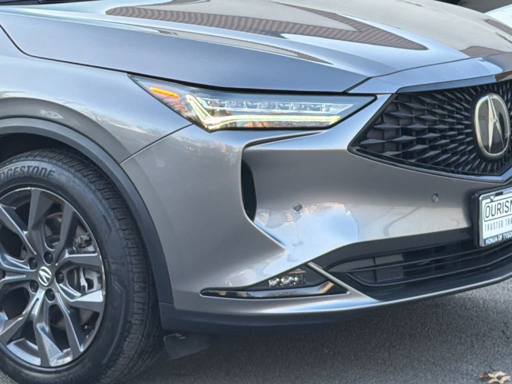 Used 2023 Acura MDX A-Spec image 11