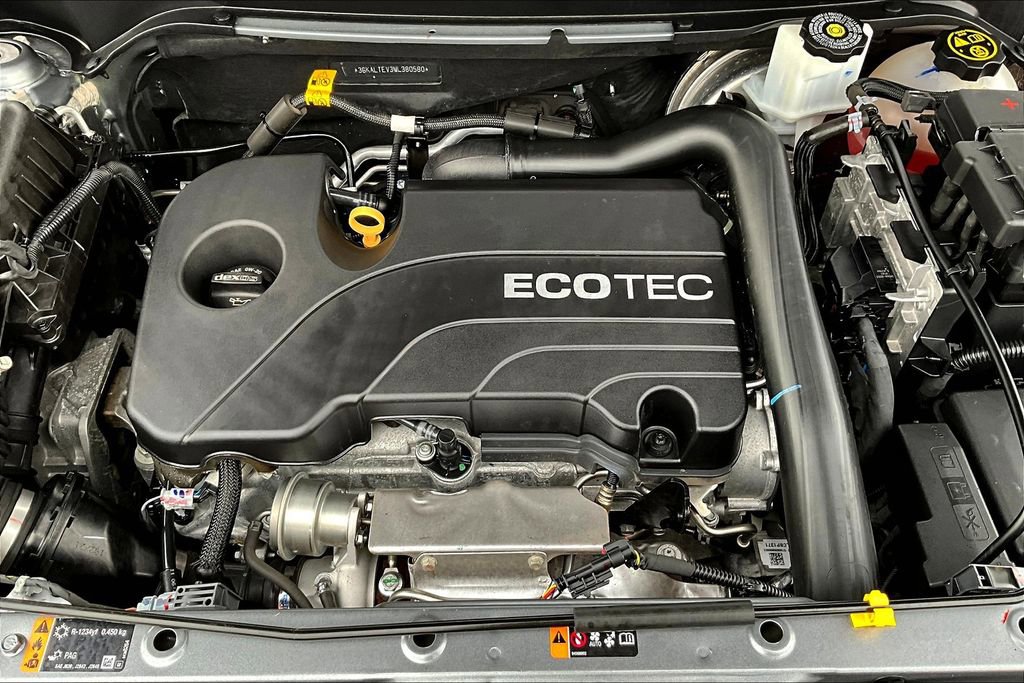 Used 2021 GMC Terrain SLE image 31