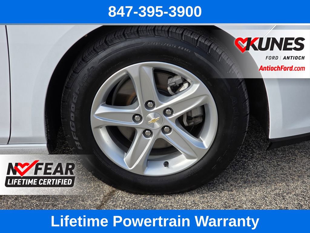 Used 2023 Chevrolet Malibu LS FWD image 9