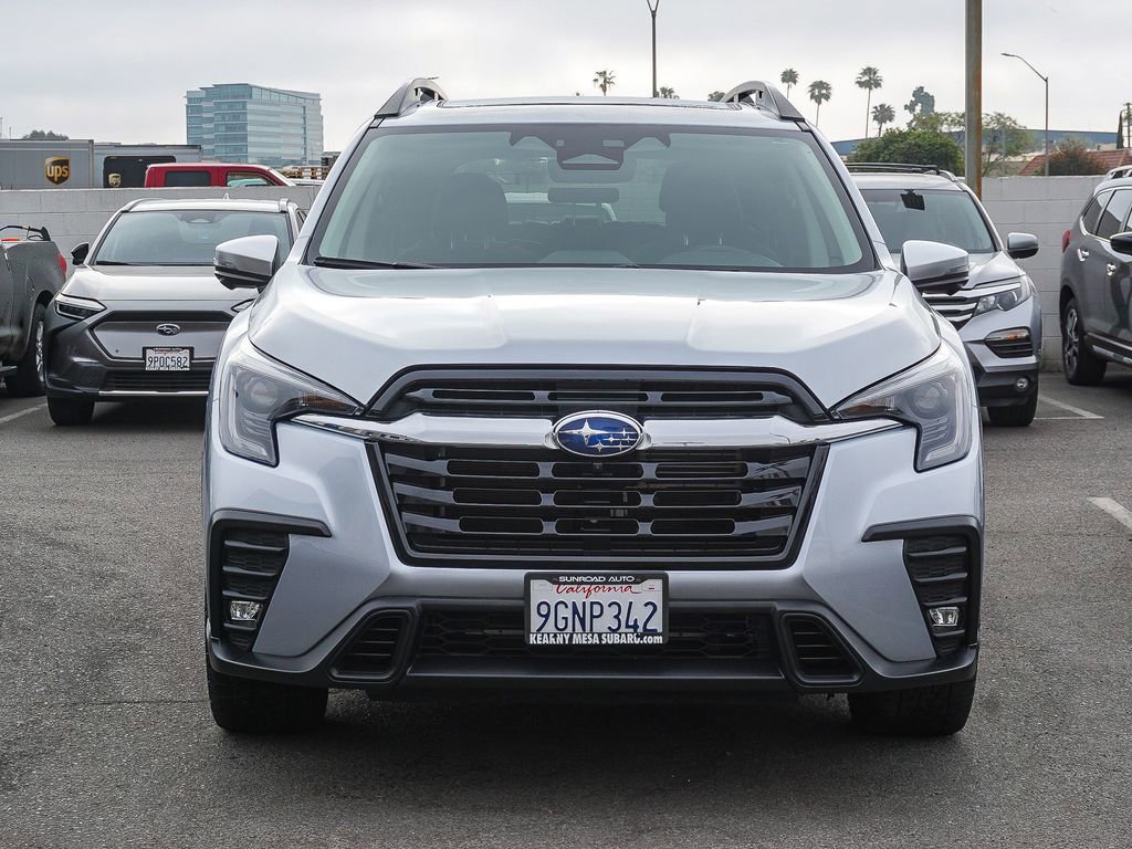 Used 2023 Subaru Ascent Limited w/ Technology Package image 2