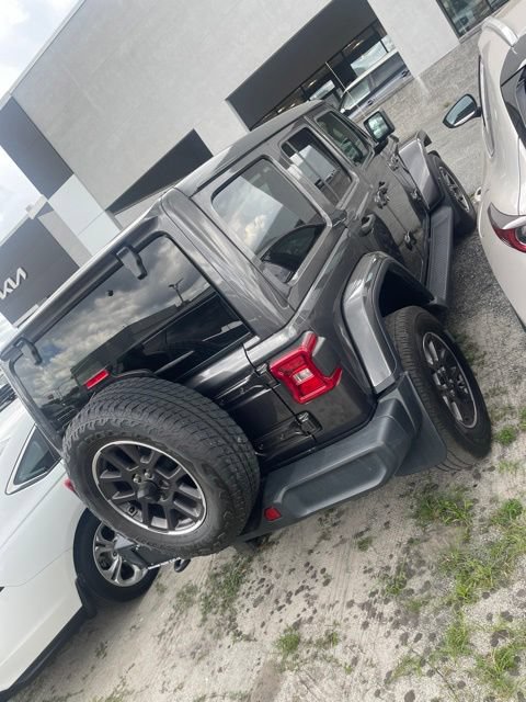 Used 2021 Jeep Wrangler Unlimited Sahara AWD/4WD image 12