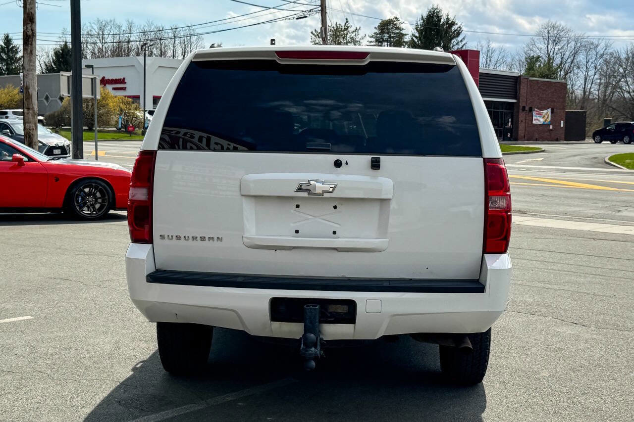 Used 2007 Chevrolet Suburban 2500 LT AWD/4WD image 5