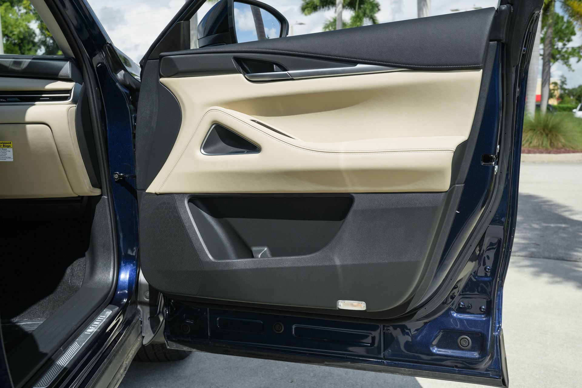 Used 2025 INFINITI QX60 Luxe w/ Vision Package image 36