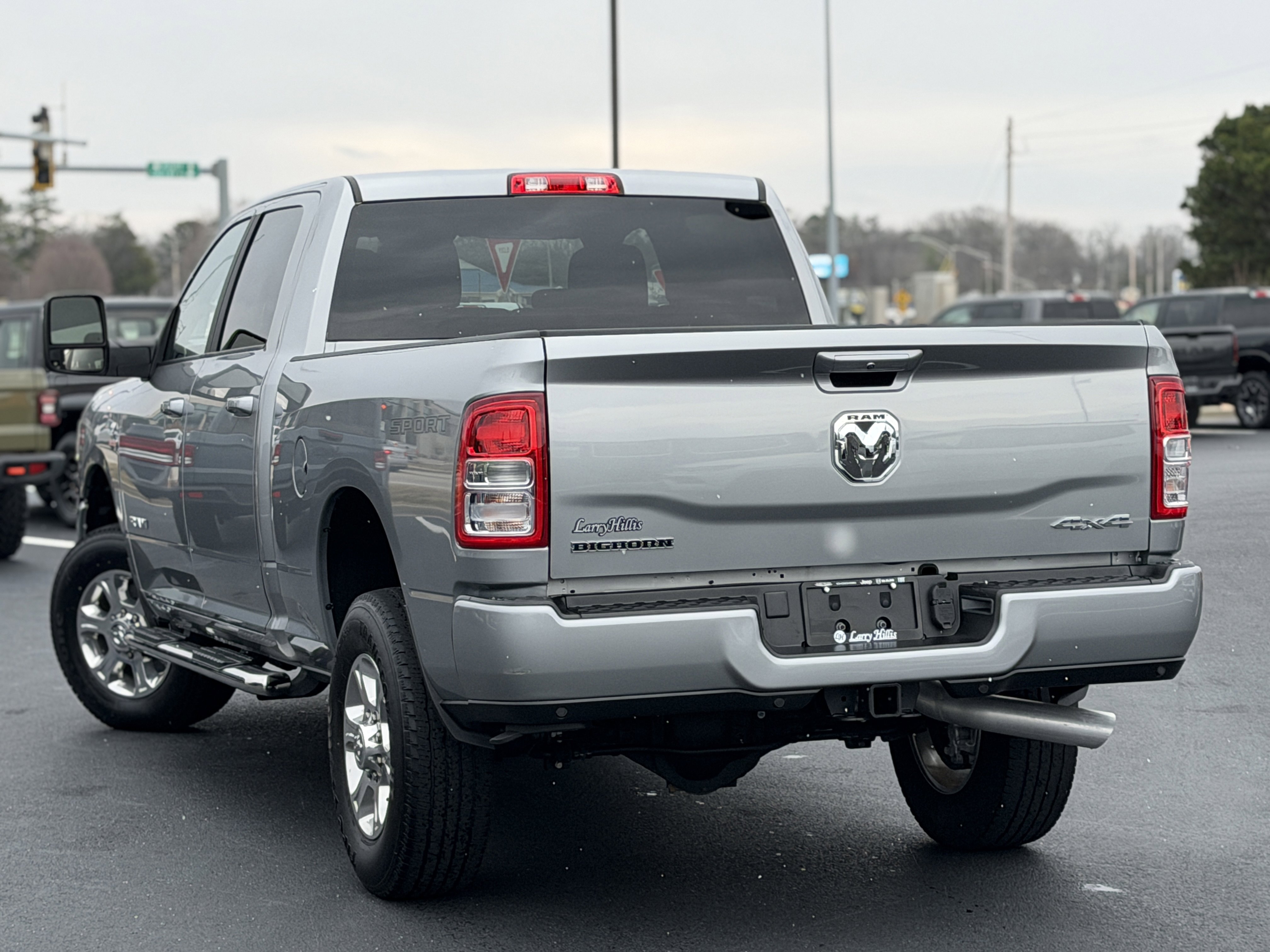 Used 2024 RAM 2500 Big Horn w/ Sport Appearance Package image 6