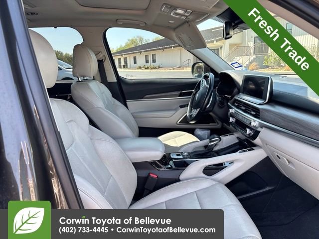 Used 2020 Kia Telluride EX w/ EX Premium Package FWD image 7