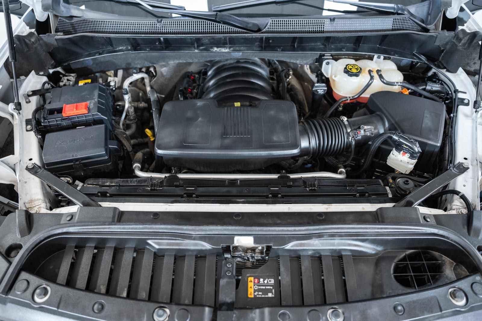 Used 2022 Chevrolet Silverado 1500 RST w/ Redline Edition AWD/4WD image 16