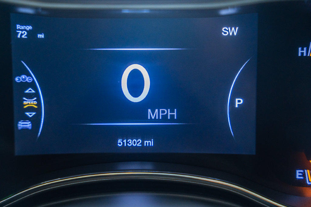 Used 2019 Jeep Grand Cherokee Altitude AWD/4WD image 46