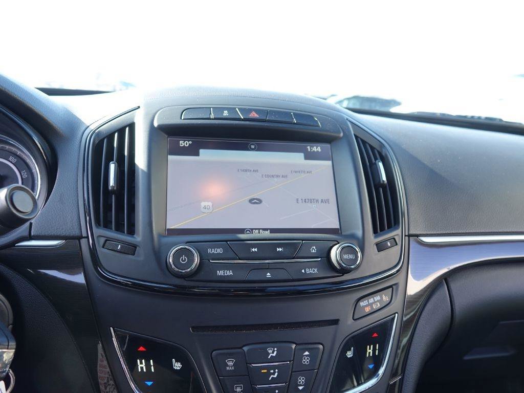 Used 2017 Buick Regal Sport Touring image 19