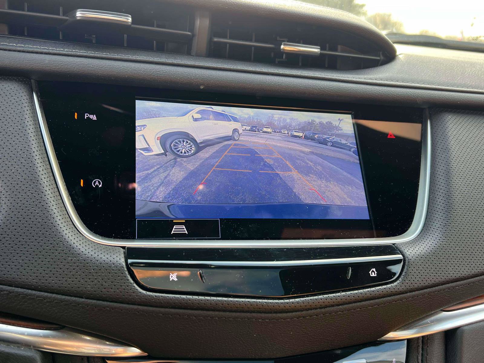 Certified 2023 Cadillac XT5 Premium Luxury image 16