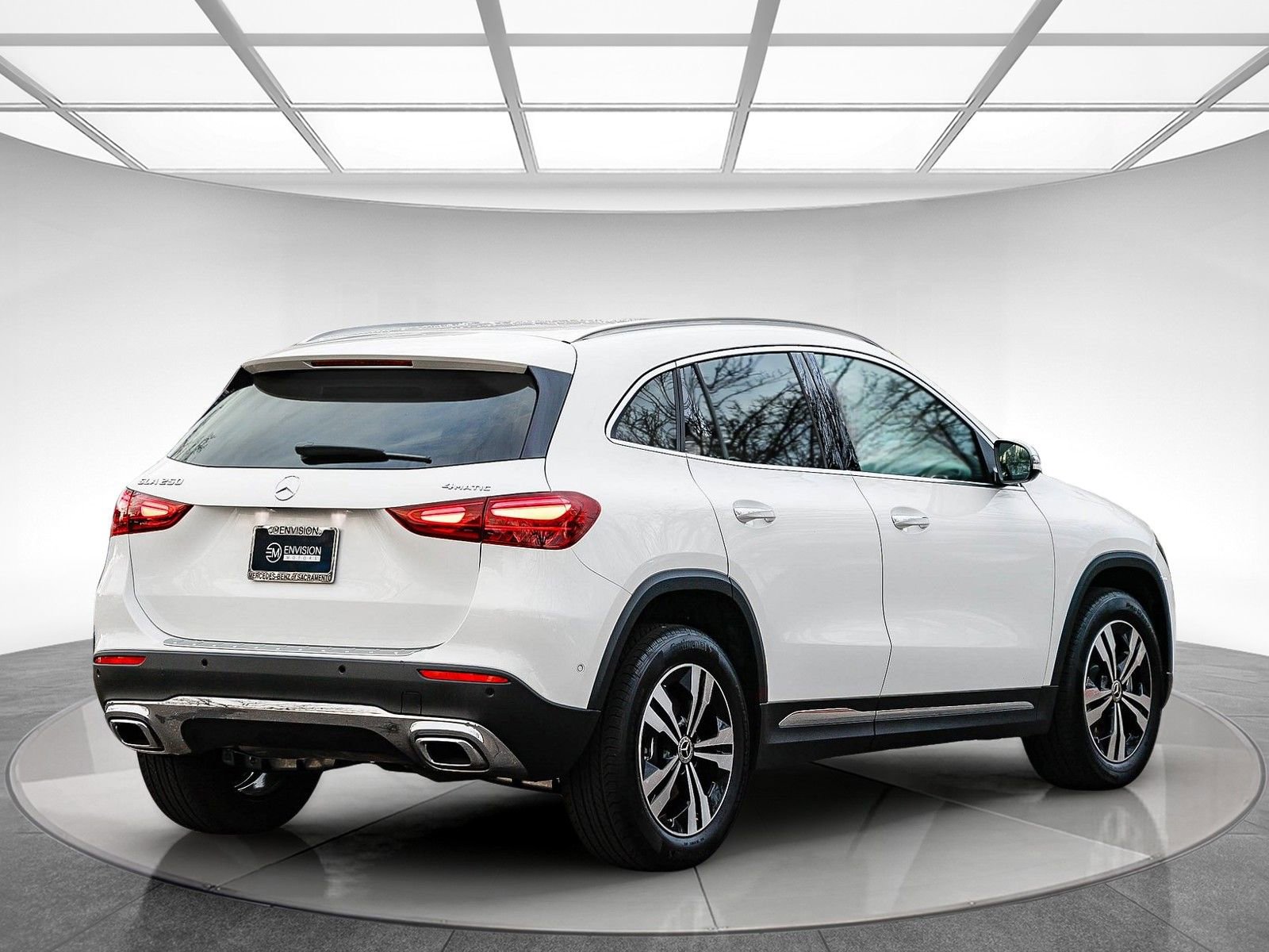 Certified 2025 Mercedes-Benz GLA 250 4MATIC image 4