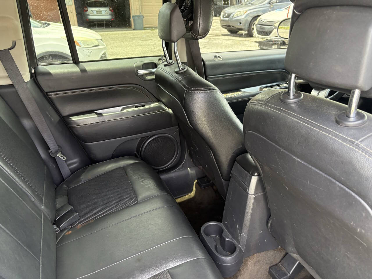 Used 2016 Jeep Compass Latitude AWD/4WD image 13