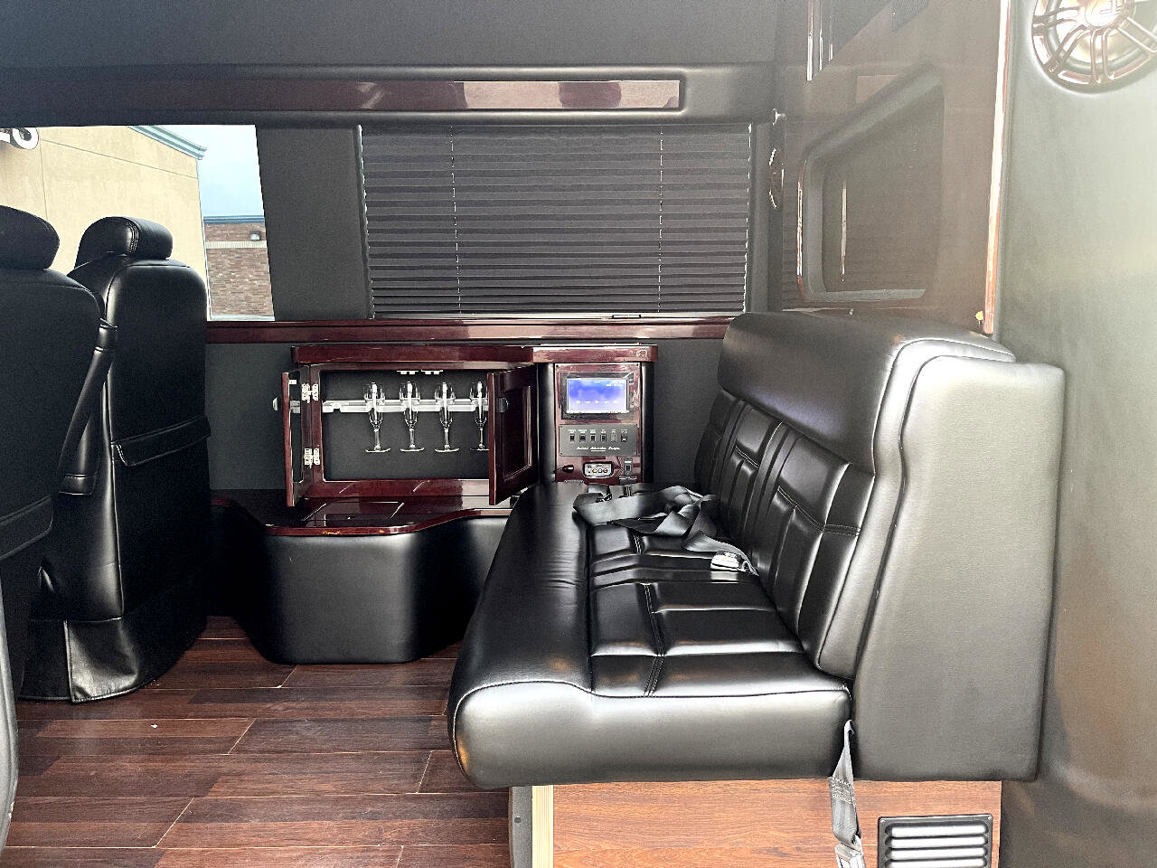 Used 2009 Dodge Sprinter 2500 image 14