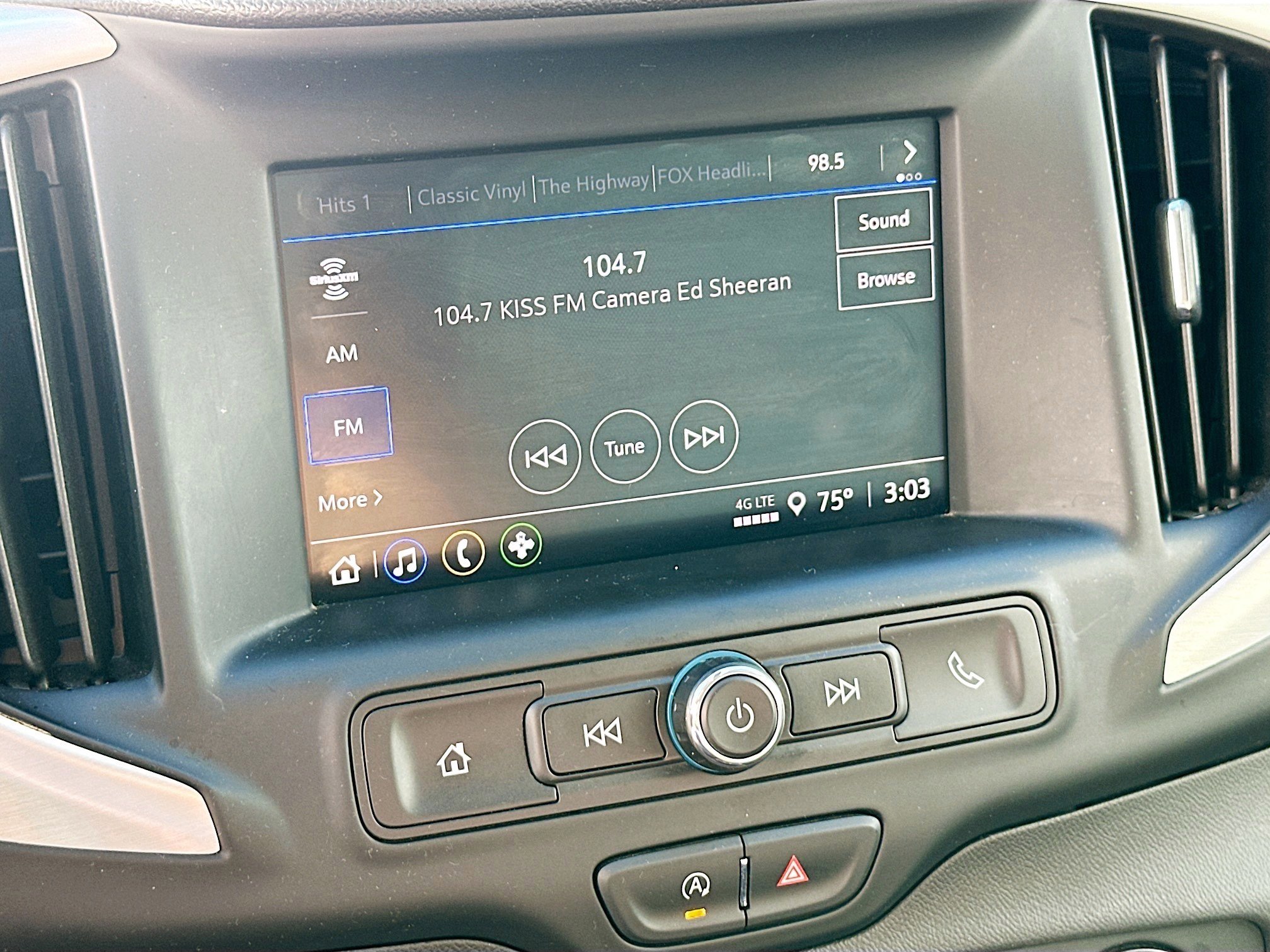 Used 2024 GMC Terrain SLE image 19