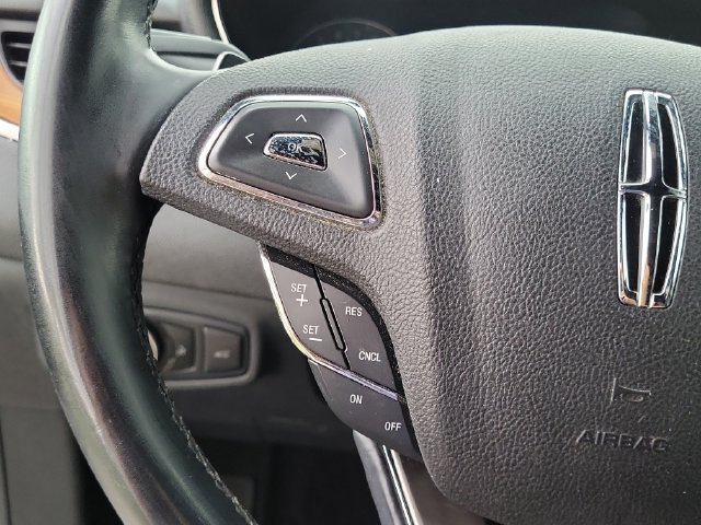 Used 2017 Lincoln MKC Select w/ Select Plus Package FWD image 21